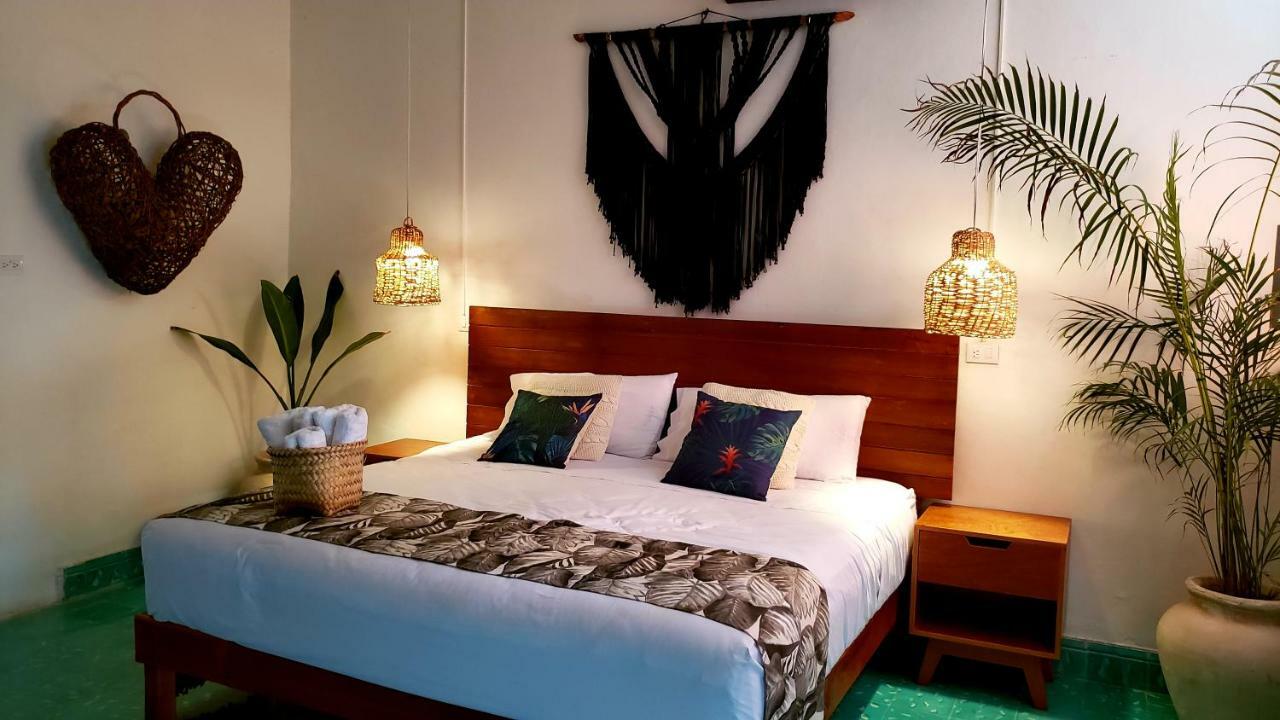 Casa Baeza Apartament, The Best Location, 70Mts From The Sea 코수멜 외부 사진