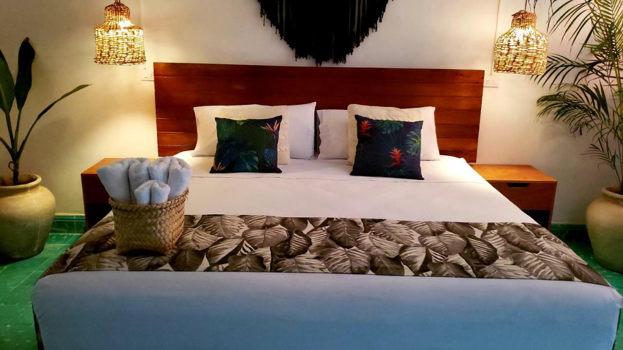 Casa Baeza Apartament, The Best Location, 70Mts From The Sea 코수멜 외부 사진